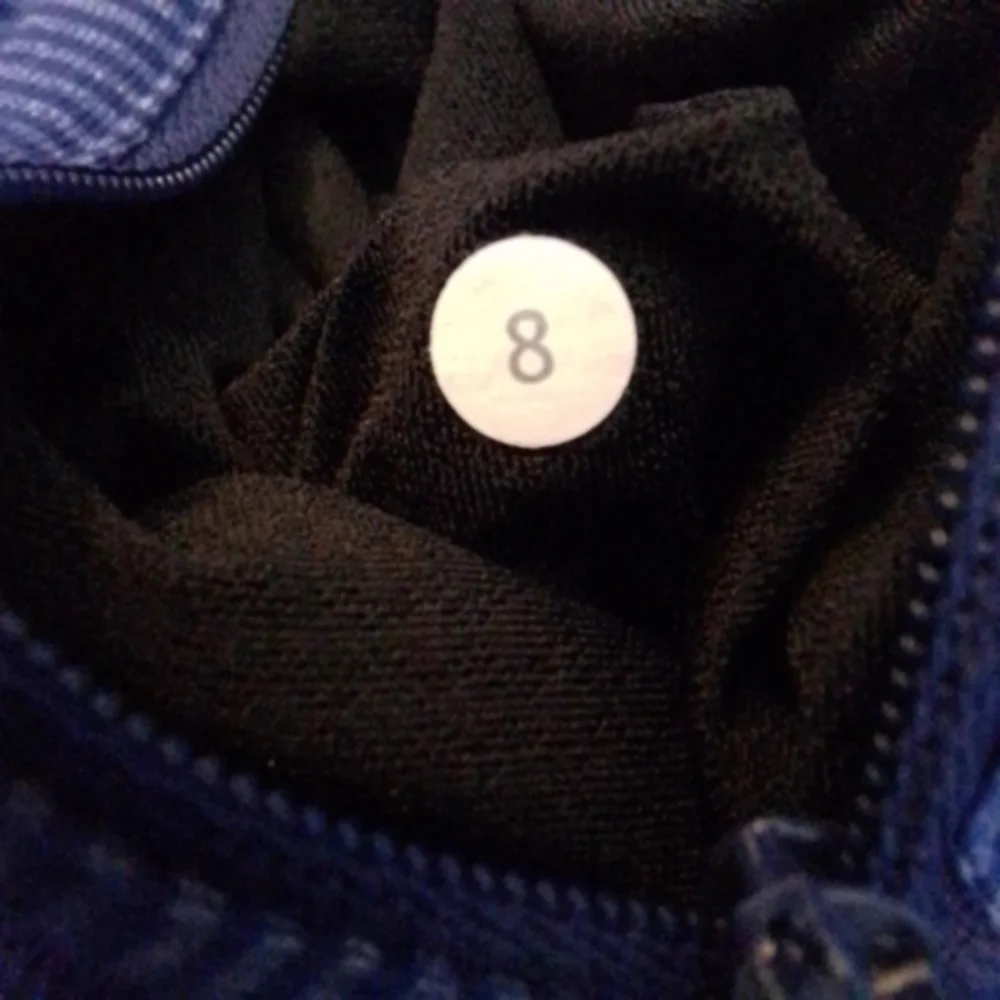 Lululemon Athletica Pigment Blue/Purple Tonka Stripe In Stride Jacket - 8 - Picture 13 of 14